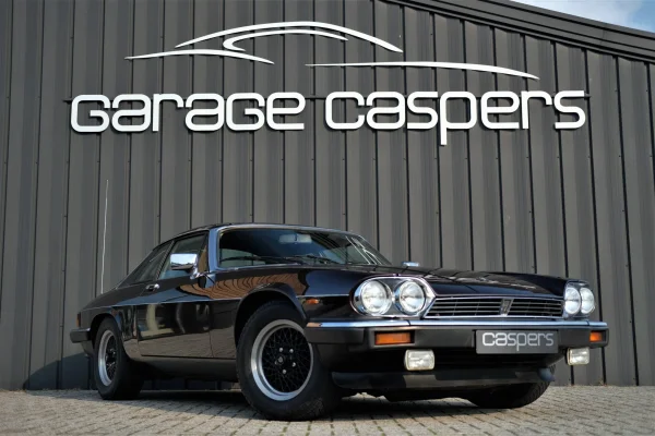 achtergrondafbeelding voor occasion Jaguar XJ-S V12 uit 1977