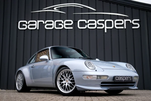 achtergrondafbeelding voor occasion Porsche 993 911 Carrera uit 1996