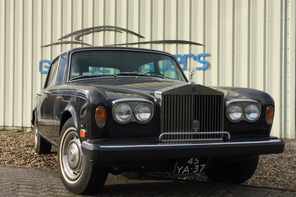 achtergrondafbeelding voor occasion Rolls-Royce Silver Shadow uit 1976