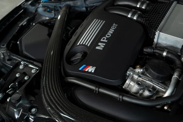achtergrondafbeelding voor occasion BMW M4 Competition uit 2017