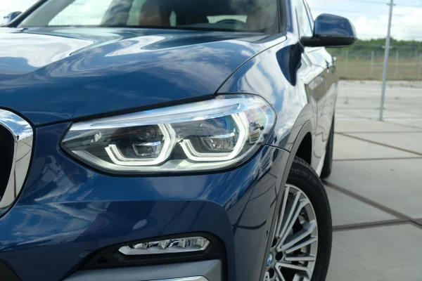 achtergrondafbeelding voor occasion BMW X3 xDrive30i Luxury Line uit 2018