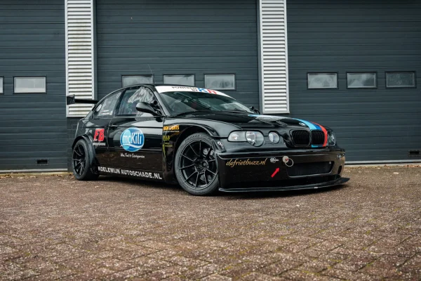 hoofdafbeelding voor BMW E46 Compact M3 uit 2001