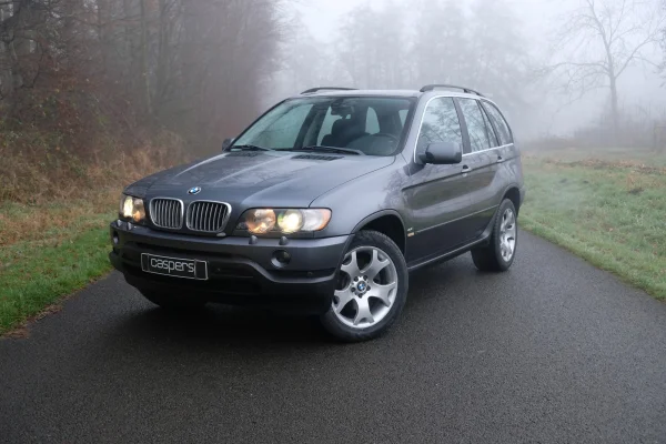 hoofdafbeelding voor BMW X5 4.4i V8 uit 2001
