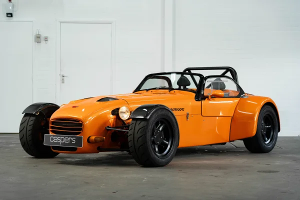 Afbeelding bij het verhaal over deze Donkervoort D8 180/R uit 1999