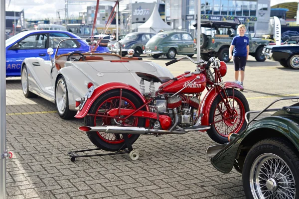 achtergrondafbeelding voor occasion Indian Scout uit 1945