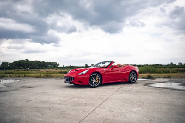 Afbeelding 3 bij het verhaal over deze Ferrari California uit 2010