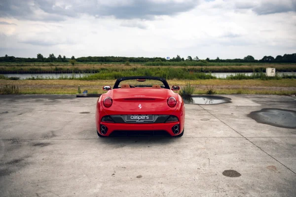 Afbeelding bij het verhaal over deze Ferrari California uit 2010