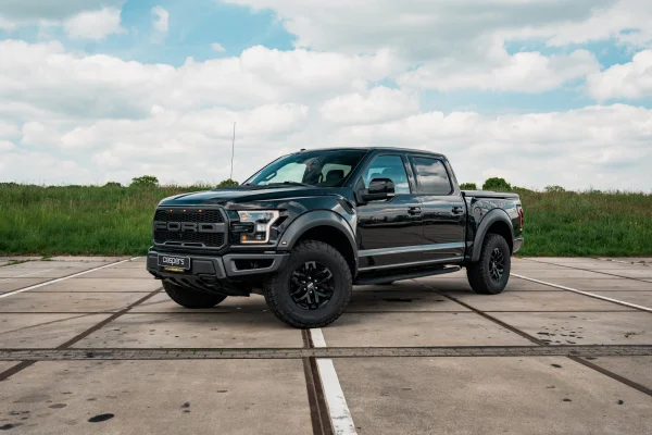Afbeelding bij het verhaal over deze Ford F150 Raptor uit 2018