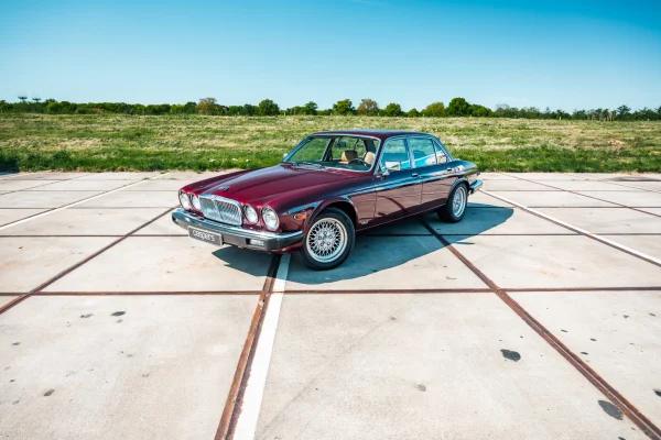 hoofdafbeelding Jaguar XJ uit 1987