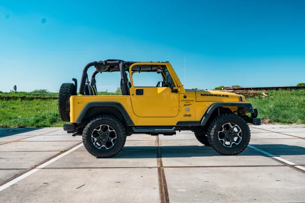 Afbeelding 3 bij het verhaal over deze Jeep Wrangler 4.0i uit 2001