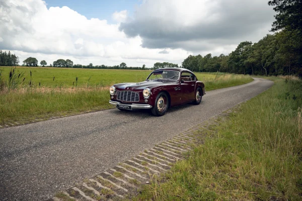 Afbeelding 3 bij het verhaal over deze Lancia Aurelia B10 Coupé uit 1950