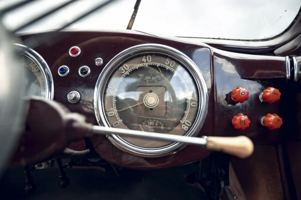 achtergrondafbeelding voor occasion Lancia Aurelia B10 Coupé Stabilimenti Farina uit 1950