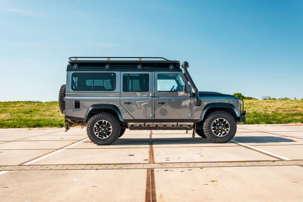 achtergrondafbeelding voor occasion Land Rover Defender 110 uit 2015