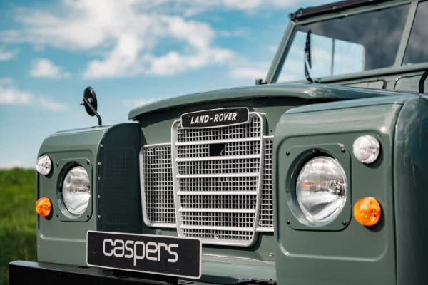 achtergrondafbeelding voor occasion Land Rover 88 Series 3 uit 1977