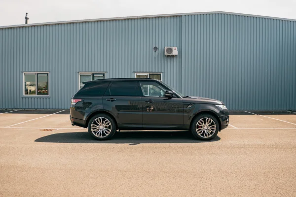 achtergrondafbeelding voor occasion Land Rover Range Rover Sport 5.0 V8 Supercharged uit 2015