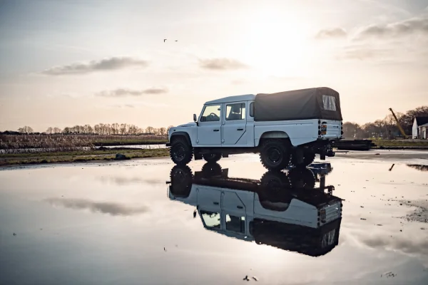achtergrondafbeelding voor occasion Land Rover Defender 130 Crew Cab Pick-up uit 2015