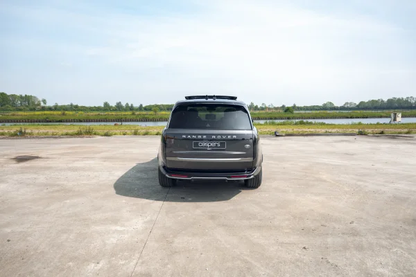 Afbeelding bij het verhaal over deze Land Rover Range Rover uit 2023