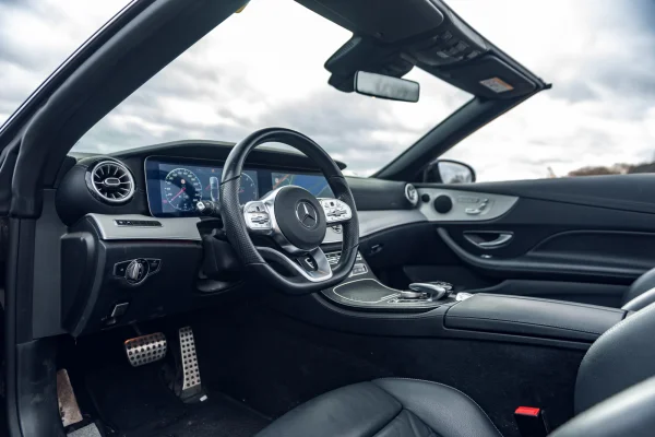 achtergrondafbeelding voor occasion Mercedes-Benz E-Klasse Cabrio E300 Premium Plus uit 2019