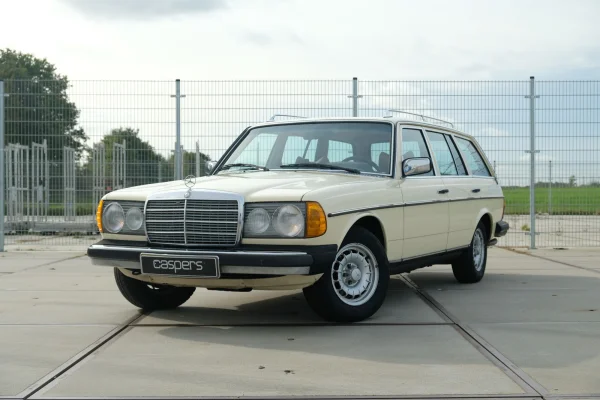 Afbeelding bij het verhaal over deze Mercedes-Benz 300 TD uit 1979