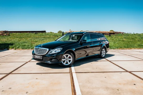 hoofdafbeelding voor Mercedes-Benz E-klasse Estate uit 2016