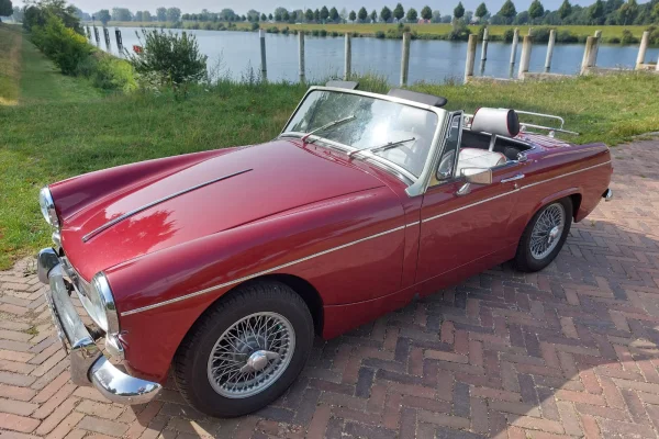 Afbeelding bij het verhaal over deze MG Midget Mk2 uit 1966
