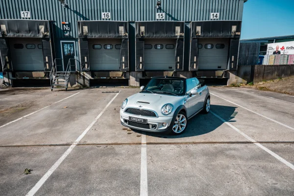 achtergrondafbeelding voor occasion MINI Cooper S Cabrio uit 2014