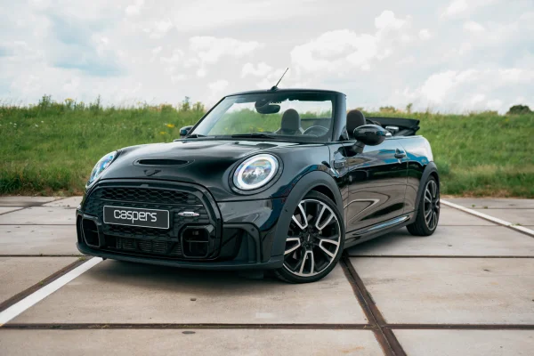 hoofdafbeelding voor MINI Cooper S Cabrio uit 2021