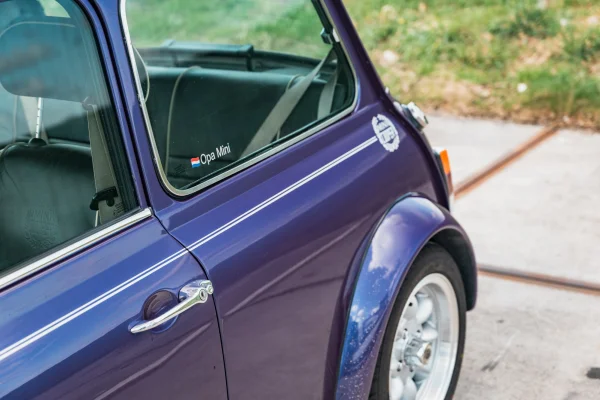 achtergrondafbeelding voor occasion Rover Mini Cooper 1.3i uit 1998