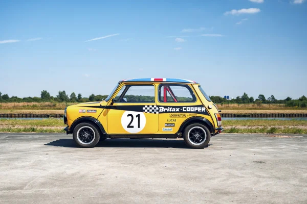 Afbeelding 3 bij het verhaal over deze Mini Cooper 1000 uit 1982