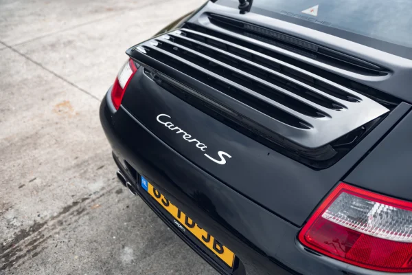 achtergrondafbeelding voor occasion Porsche 911 3.8 Carrera S 997 uit 2006