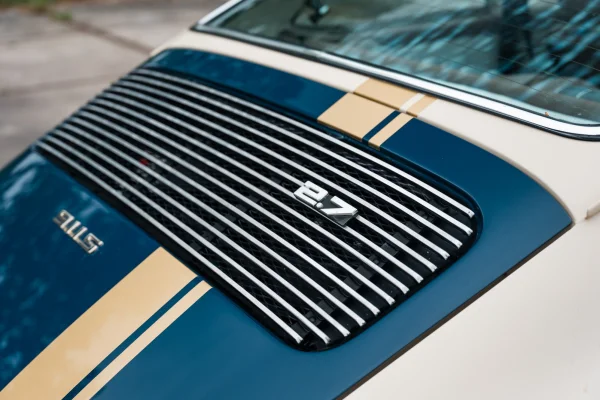 achtergrondafbeelding voor occasion Porsche 911 S Restomod uit 1974