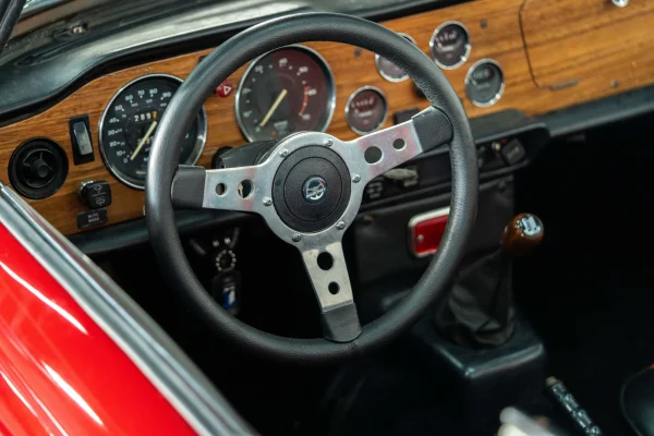 achtergrondafbeelding voor occasion Triumph TR6 uit 1974