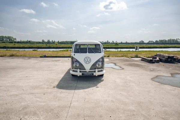 Afbeelding 2 bij het verhaal over deze Volkswagen T1 uit 1964