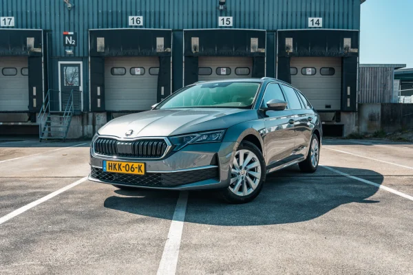 hoofdafbeelding voor Skoda Octavia Combi FL 1.5 TSI 150PK MHEV Selection uit 2024