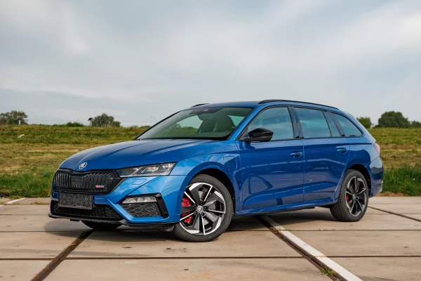 hoofdafbeelding voor Skoda Octavia Combi RS uit 2024