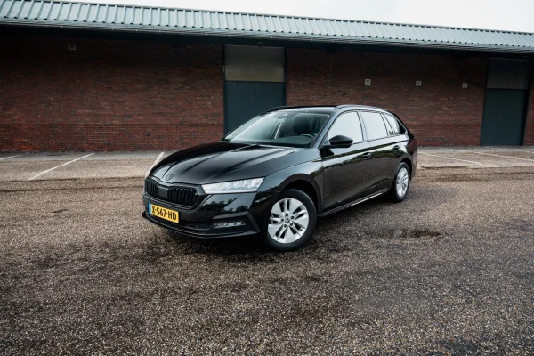 hoofdafbeelding voor Skoda Octavia Combi uit 2023