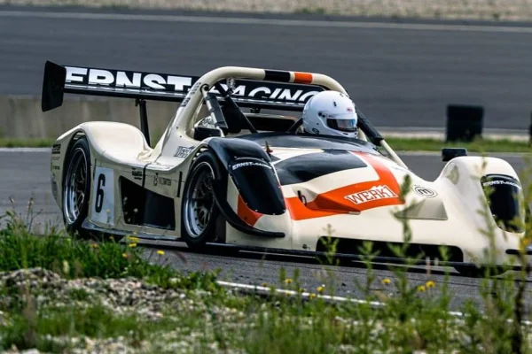 hoofdafbeelding Radical SR8 V8 uit 2008